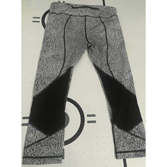 Lululemon Women's Pace Rival Crop 23" Legging Heather Black Sz 6 Leg Pockets EUC - Picture 4 of 7